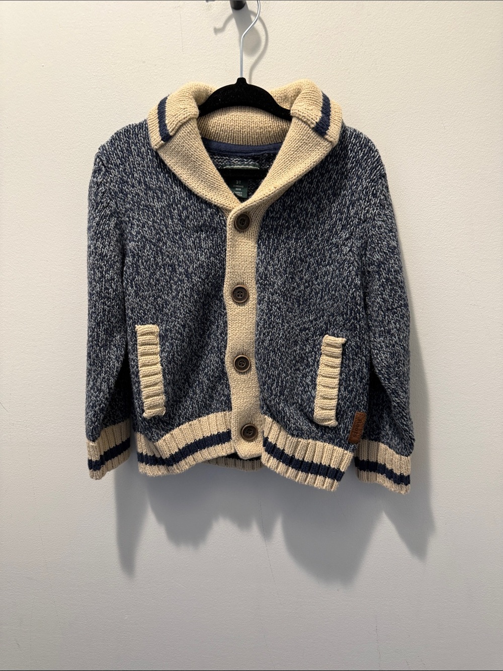 Roots cabin sweater cardigan in size 3T